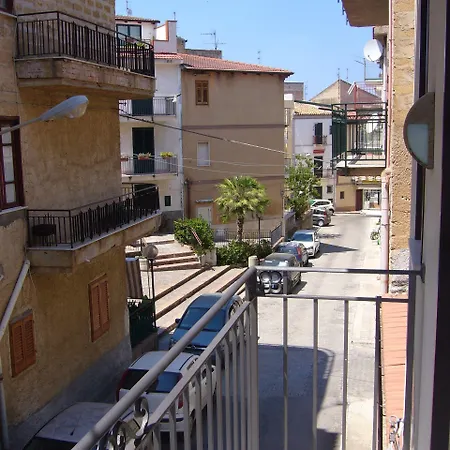Casaleo Campofelice Di Roccella